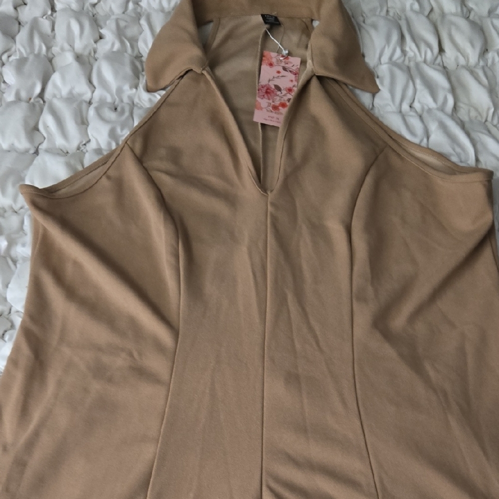 Cold-Shoulder Polo Top in Camel